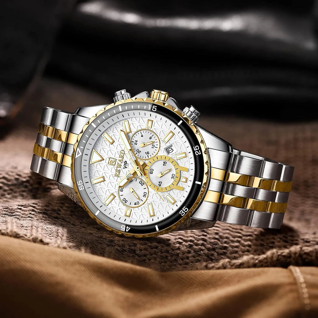 REWARD luxury men's gold and white  wristwatch