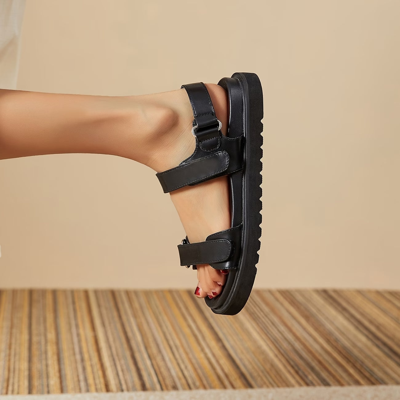 Women’s Comfortable Flat Sandals – Breathable Versatile Summer Beach Shoes