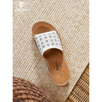 Women’s Floral Print Flat Sandals – Lightweight Breathable Summer Shoes