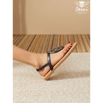 Women’s Summer Square-Toe Flat Flip-Flops – Solid-Color Beach Sandals